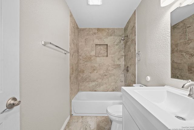 8831 Hunters Creek, San Antonio, TX 78211