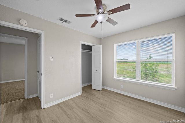 8831 Hunters Creek, San Antonio, TX 78211