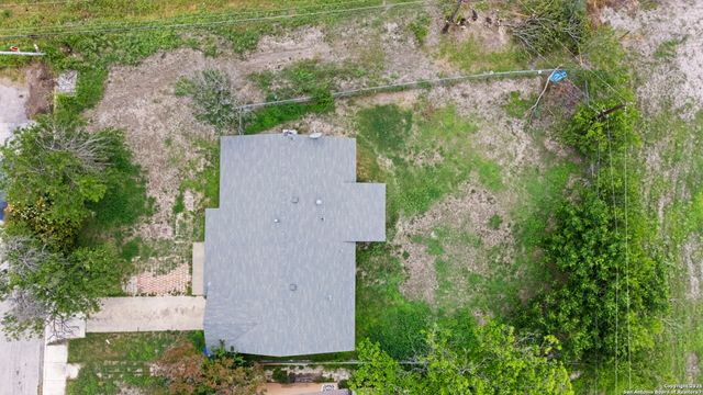 8831 Hunters Creek, San Antonio, TX 78211
