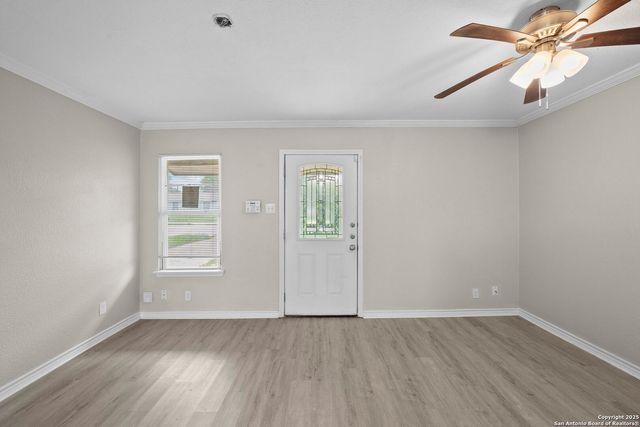 8831 Hunters Creek, San Antonio, TX 78211