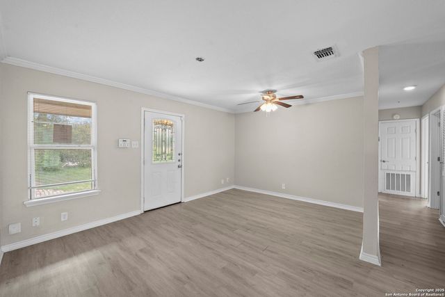 8831 Hunters Creek, San Antonio, TX 78211