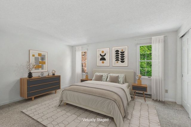 69 Joy Dr Apt C5, South Burlington, VT 05403