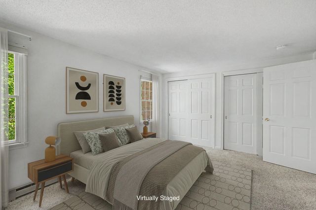 69 Joy Dr Apt C5, South Burlington, VT 05403