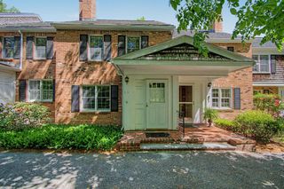 69 Joy Dr Apt C5, South Burlington, VT 05403