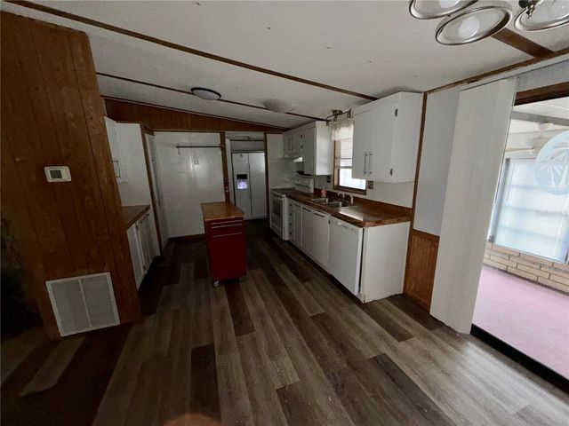 34321 COUNTRYSIDE DRIVE, Wesley Chapel, FL 33543