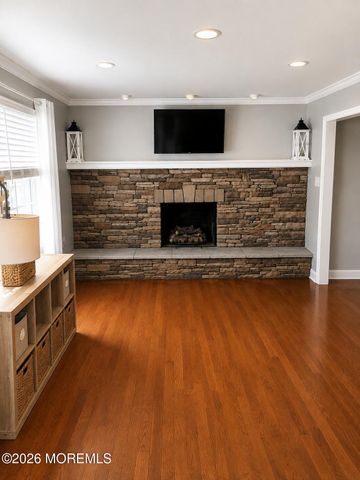 7 Mayflower Drive, Little Egg Harbor, NJ 08087
