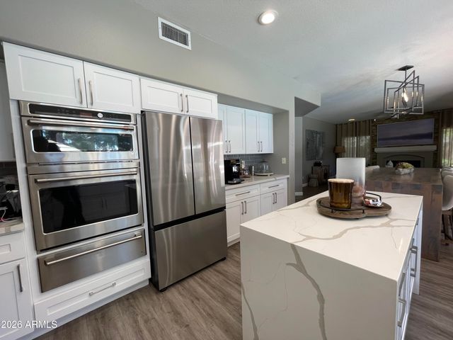 1721 W GARY Drive, Chandler, AZ 85224