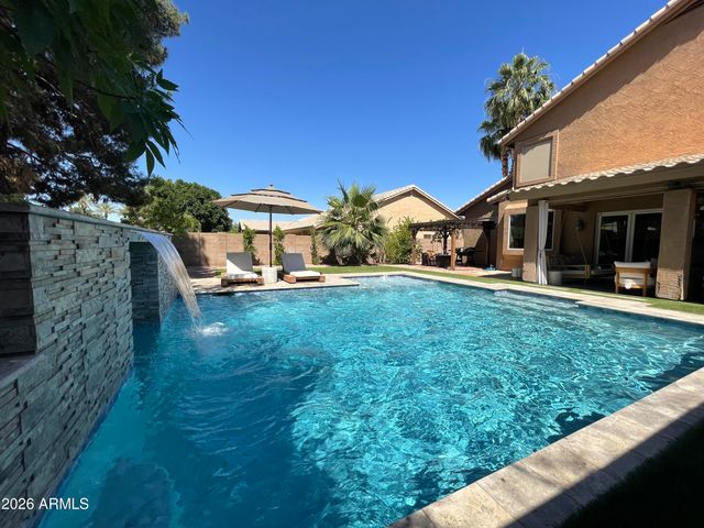1721 W GARY Drive, Chandler, AZ 85224