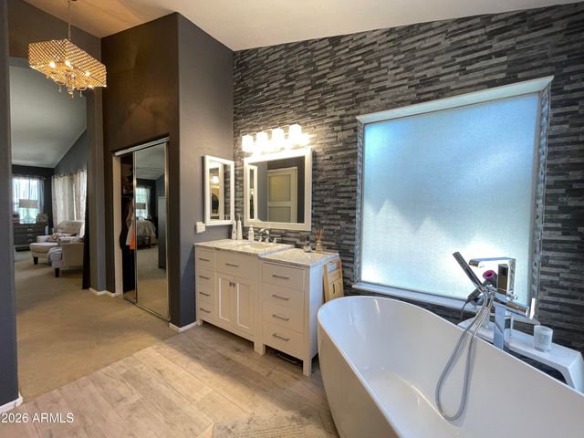 1721 W GARY Drive, Chandler, AZ 85224
