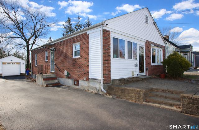 79 Piper Brook Avenue, Newington, CT 06111