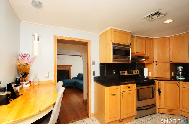 79 Piper Brook Avenue, Newington, CT 06111