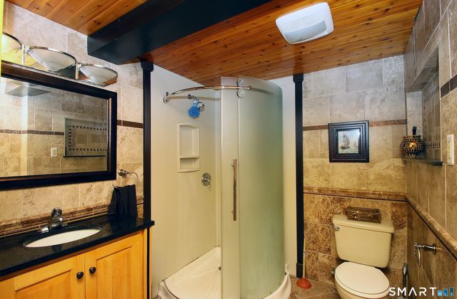 79 Piper Brook Avenue, Newington, CT 06111