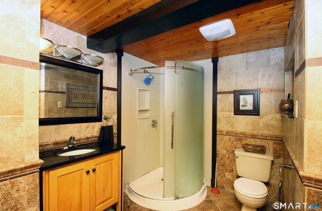 79 Piper Brook Avenue, Newington, CT 06111