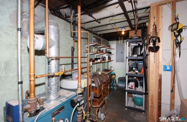 79 Piper Brook Avenue, Newington, CT 06111