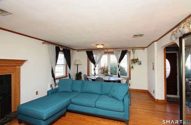 79 Piper Brook Avenue, Newington, CT 06111