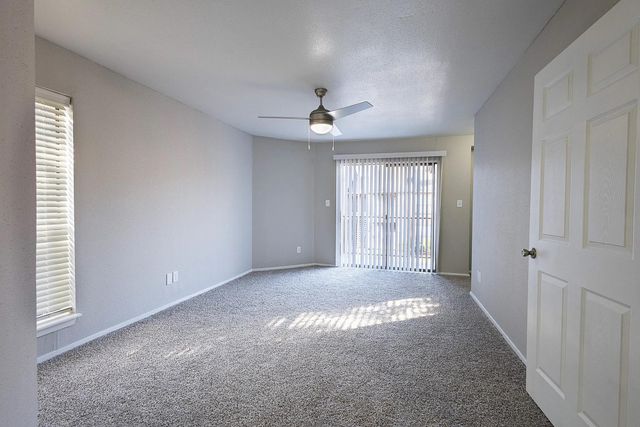 1230 Fm 1960 Bypass Road E 606, Humble, TX 77338