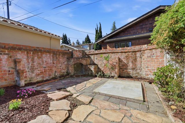 20360 Orchard Road, Saratoga, CA 95070