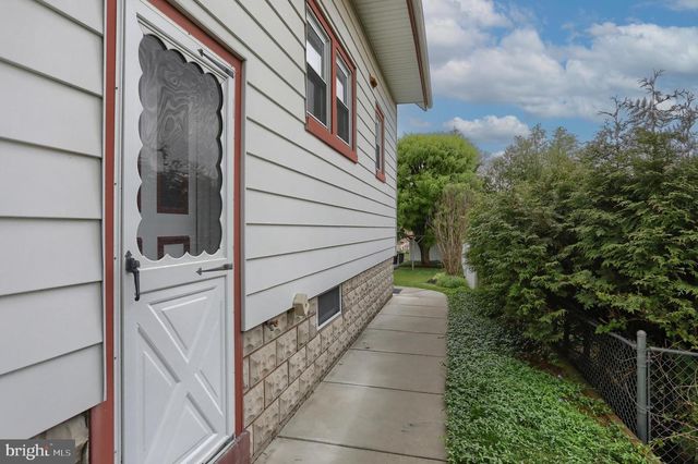 303 S 12TH ST, Lebanon, PA 17042