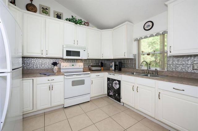 12 KARAT PATH, Palm Coast, FL 32164