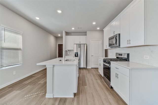 3905 Marble Falls Drive, Farmersville, TX 75442