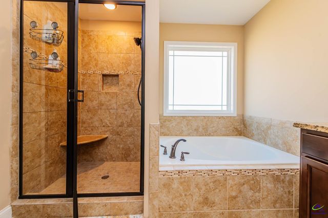 124 Hawks Ridge Trace, Byron, GA 31008