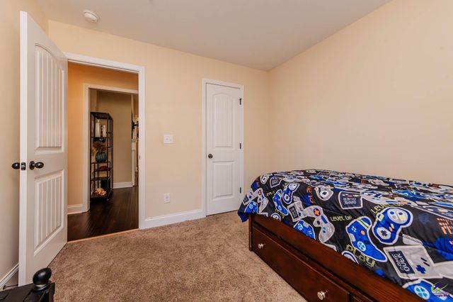 124 Hawks Ridge Trace, Byron, GA 31008