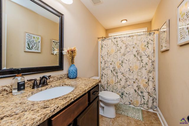 124 Hawks Ridge Trace, Byron, GA 31008