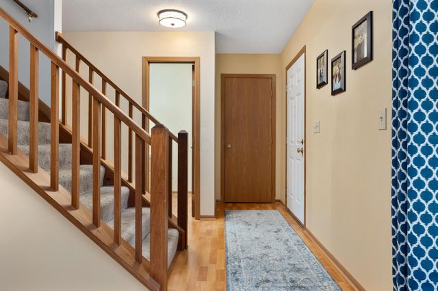 153 Drakewood Road, Westerville, OH 43081