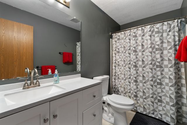 153 Drakewood Road, Westerville, OH 43081