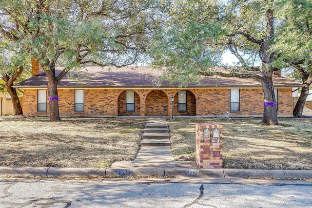 4627 Ranch View Road, Fort Worth, TX 76109