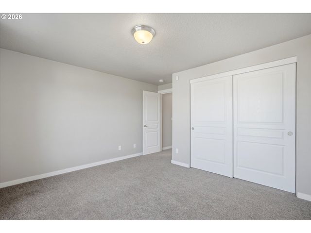15562 BROKEN TOP Ave, Sandy, OR 97055