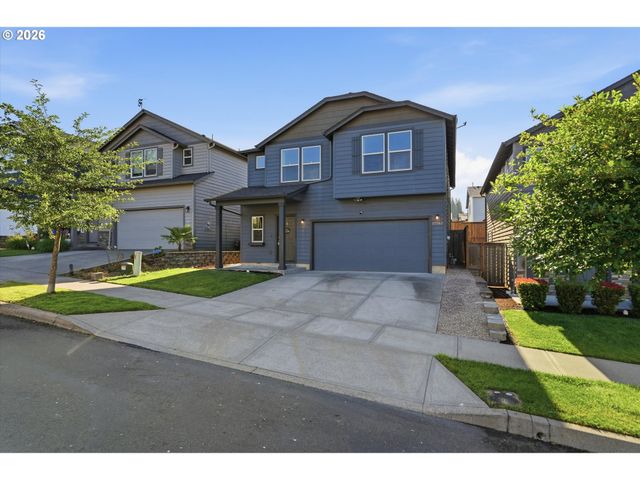 15562 BROKEN TOP Ave, Sandy, OR 97055