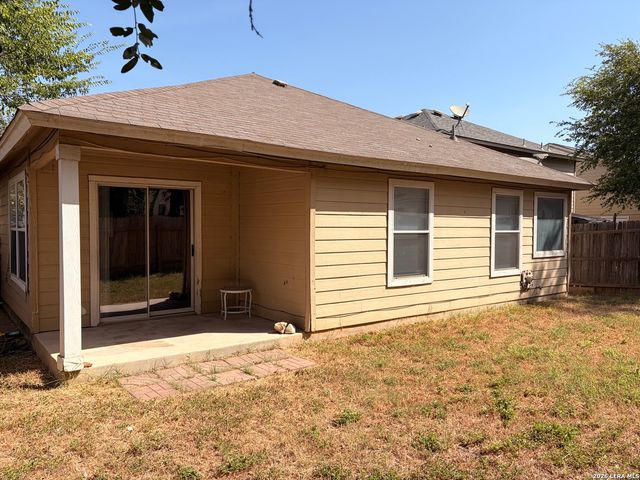 9430 Hacienda Acres, San Antonio, TX 78245