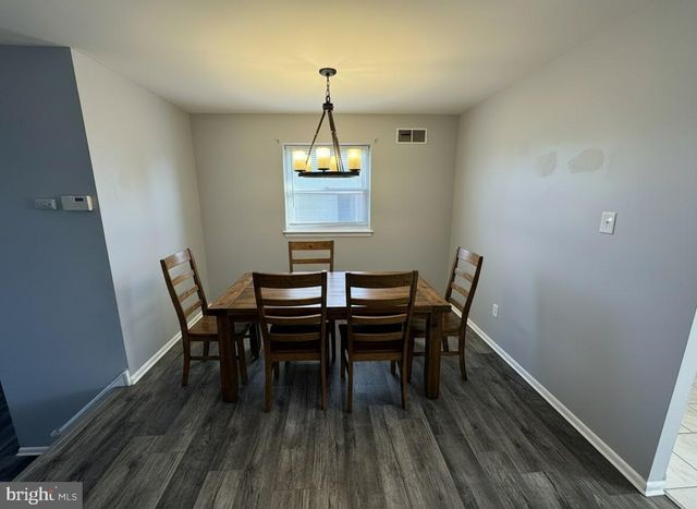 2937 JENNY PL, Philadelphia, PA 19136