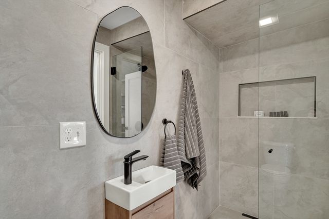 56 Riverview St, Dedham, MA 02026