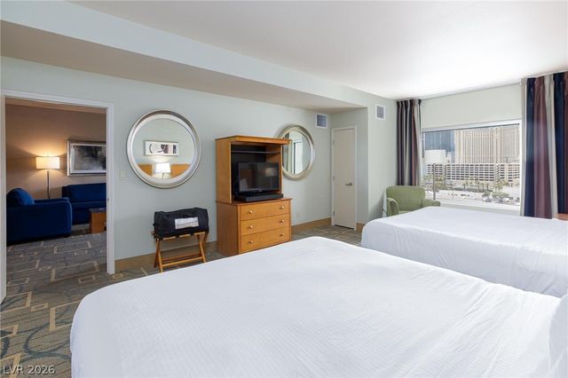 211 East Flamingo Road 1018, Las Vegas, NV 89169