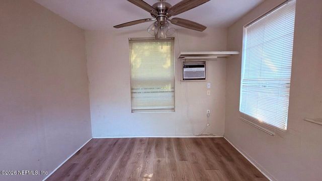 2737 LAKE SHORE Boulevard, Jacksonville, FL 32210