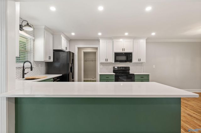 2211 Cecille Drive, Huntsville, AL 35803