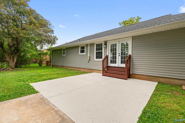 2211 Cecille Drive, Huntsville, AL 35803