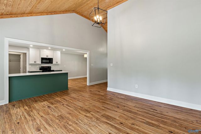 2211 Cecille Drive, Huntsville, AL 35803