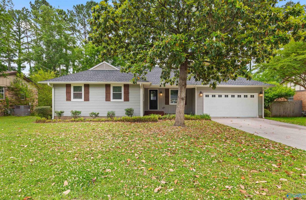 2211 Cecille Drive, Huntsville, AL 35803