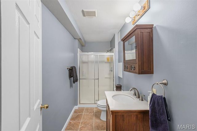 700 Juniper Glen Court, Ballwin, MO 63021