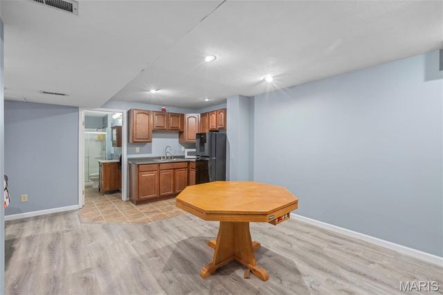 700 Juniper Glen Court, Ballwin, MO 63021