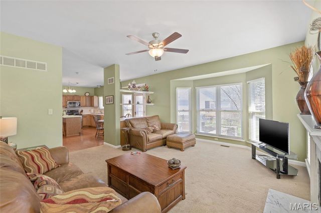 700 Juniper Glen Court, Ballwin, MO 63021