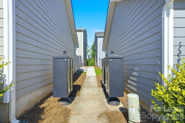 12701 Glowing Peak Road, Huntersville, NC 28078