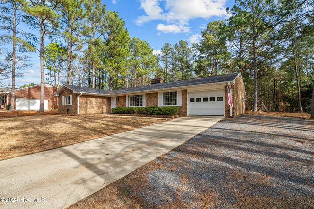 85 Pine Lake Drive, Whispering Pines, NC 28327