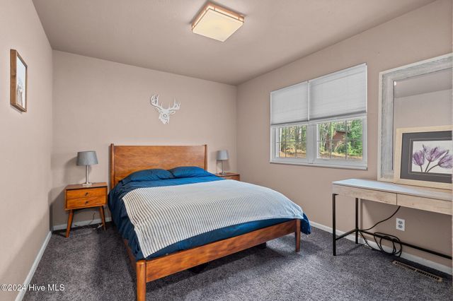 85 Pine Lake Drive, Whispering Pines, NC 28327