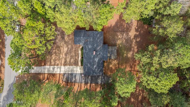 85 Pine Lake Drive, Whispering Pines, NC 28327