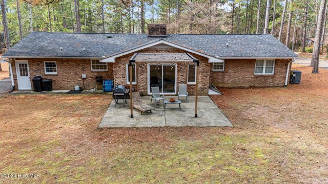 85 Pine Lake Drive, Whispering Pines, NC 28327