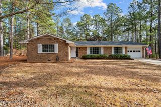 85 Pine Lake Drive, Whispering Pines, NC 28327